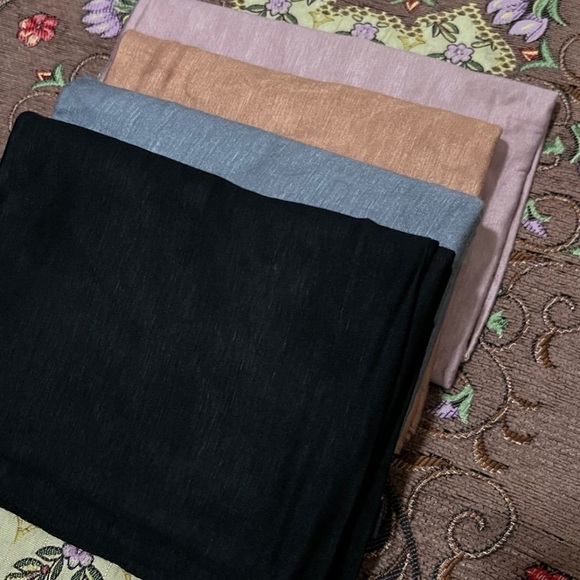 4 Brand New Jersey Hijab Bundle imported from Dubai UAE by me - Picture 4 of 5